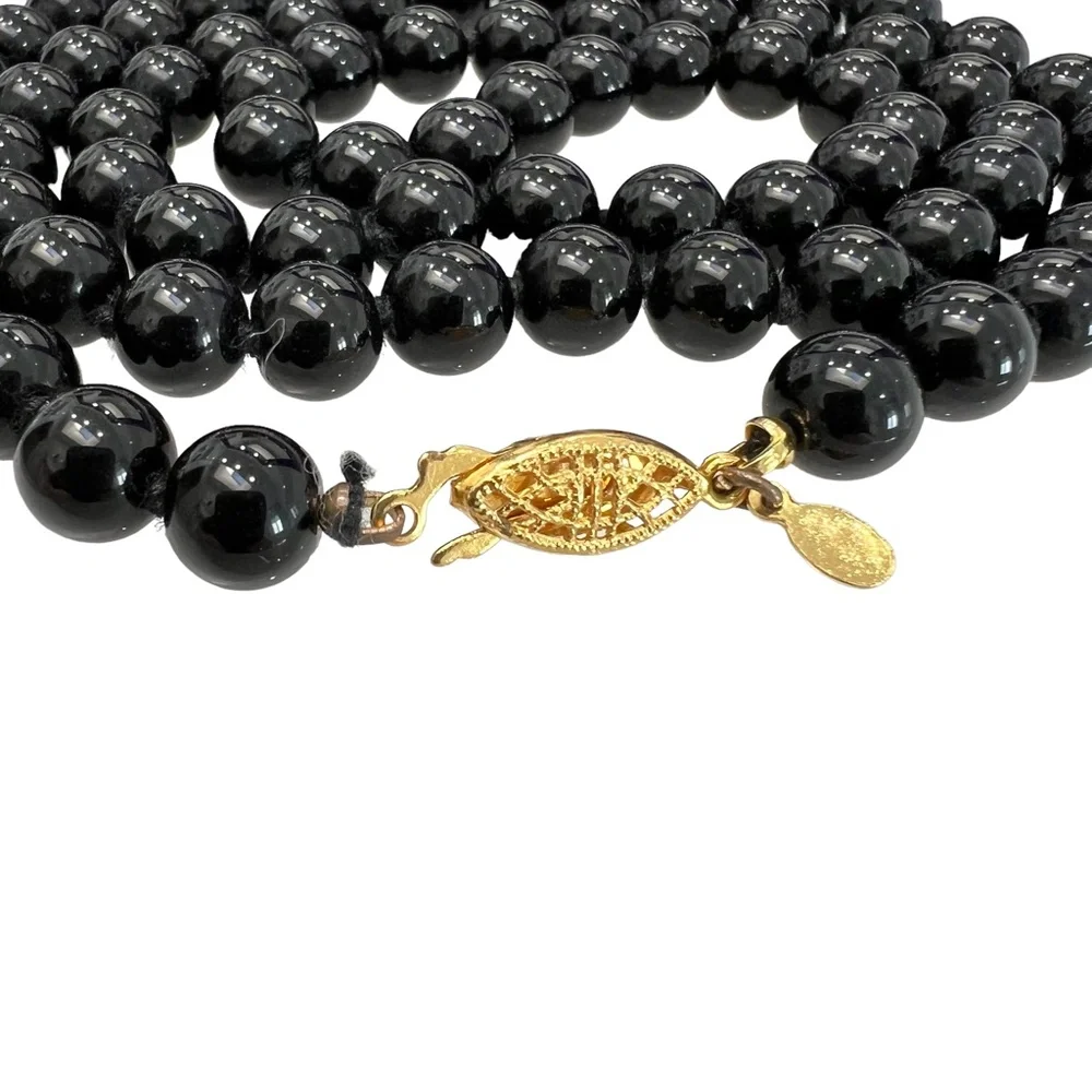 VINTAGE PREMIER DESIGNS CROWN BLACK BEAD NECKLACE WITH GOLD TONE CLASP - 29